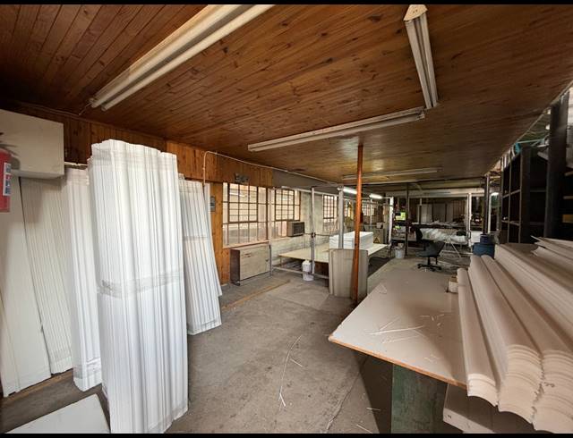 4,666M² FACTORY TO LET IN ALRODE